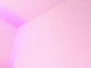Hot magic-rouse on Camsoda Live Now!