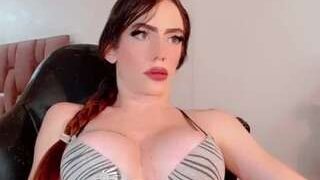 Sexy liillyrousse on Camsoda Live Now!
