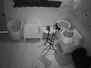 Sexy voyeurcam-jb-xfollow on Camsoda Live Now!