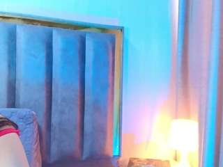 Spicy amyswann on Camsoda Live Now!