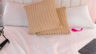 Spicy keilybennett on Camsoda Live Now!